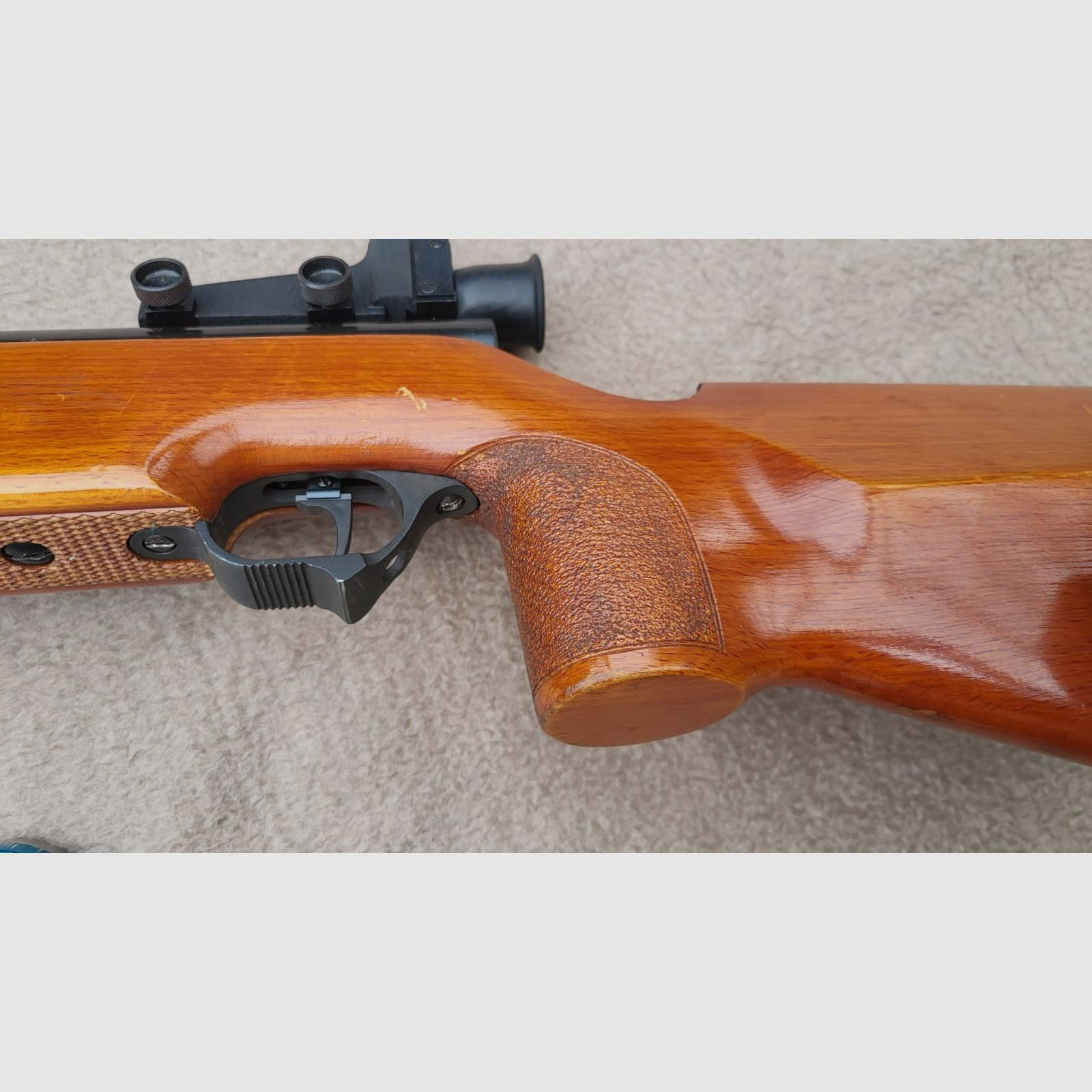 DDR Luftgewehr aus Suhl Seitenpanner Haenel 312