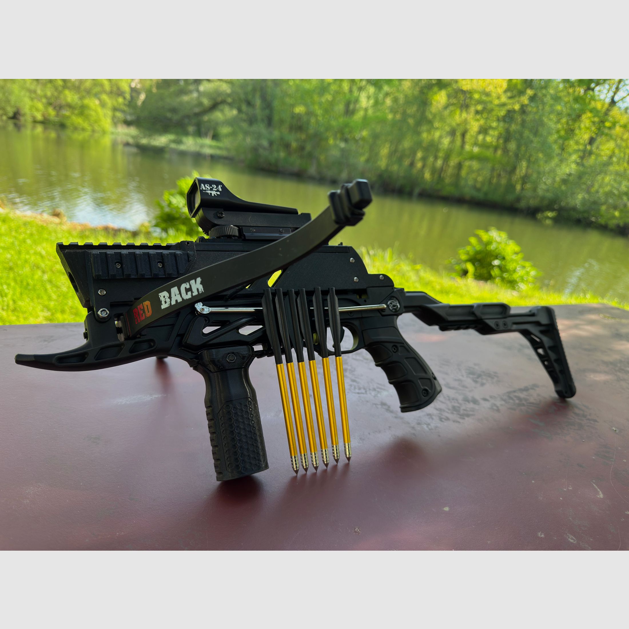 Repetierarmbrust mit 6 Schuß Magazin 80lbs, Man Kung Alligator 2, Redback