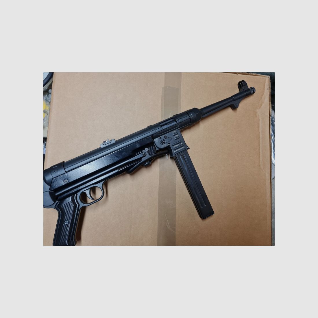 MP 40   SCHRECKSCHUSS