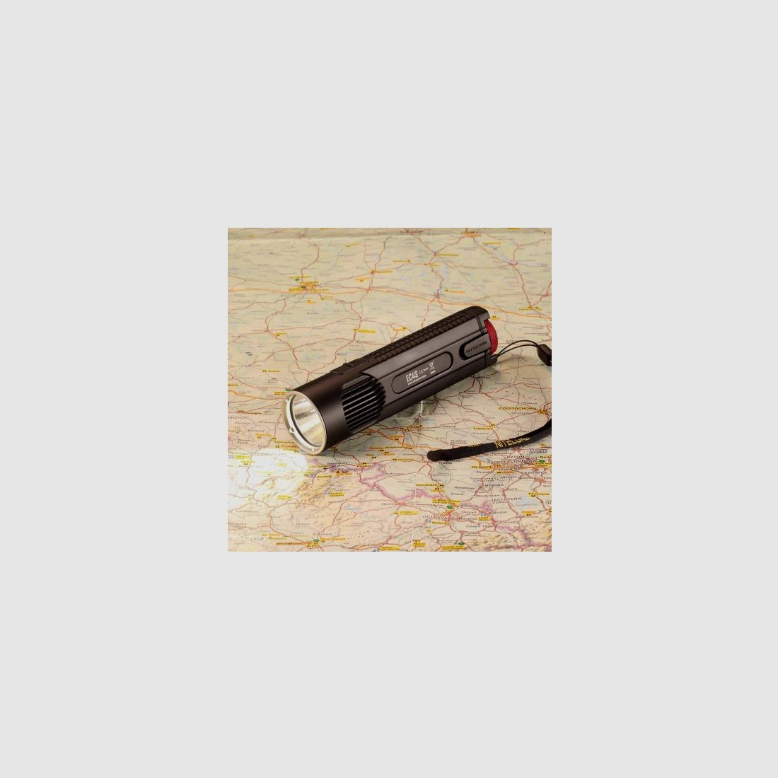 Latarka LED Nitecore EC4S 2150 Lumenów, zdjęcie 3 z 26