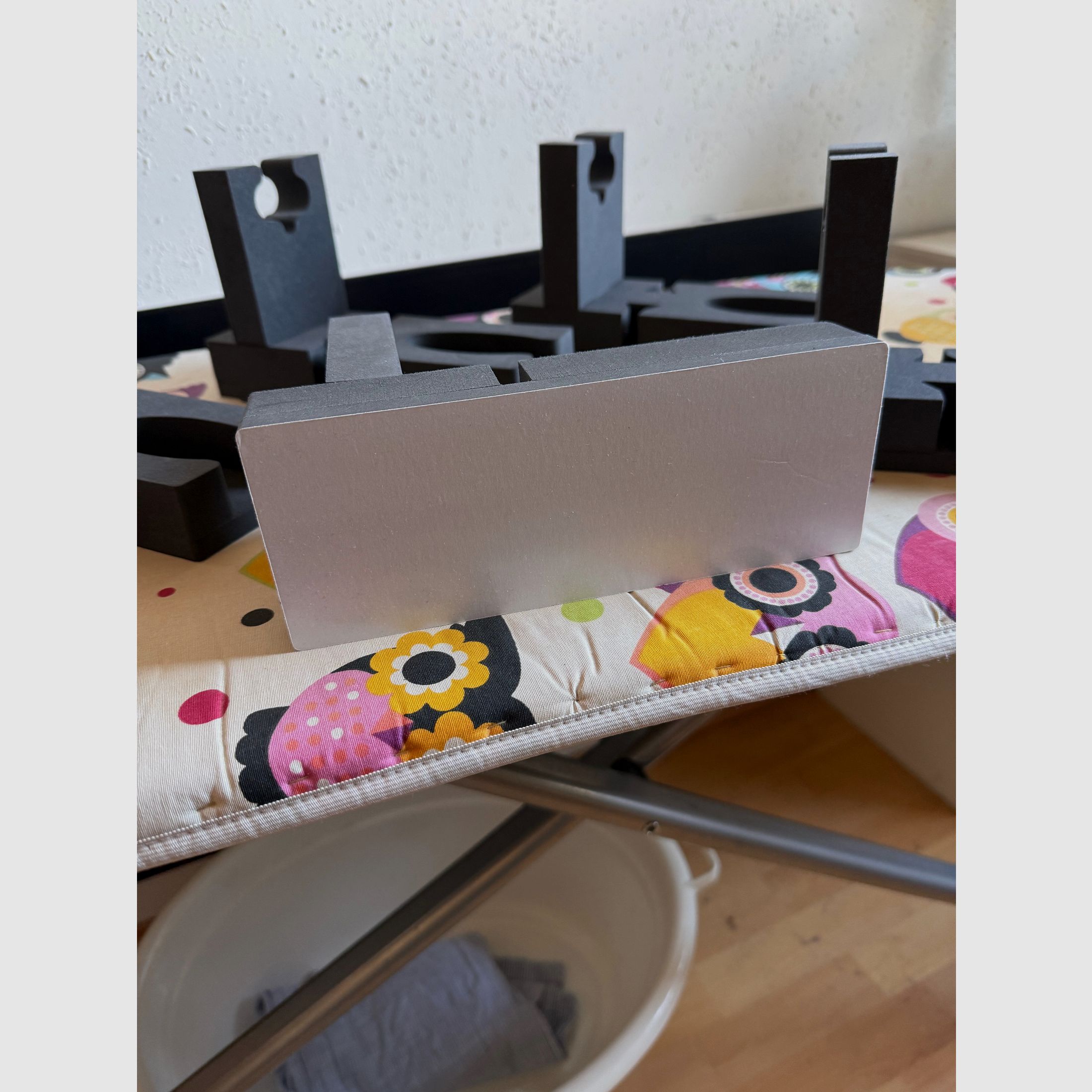 Gun rack (pistol/revolver)