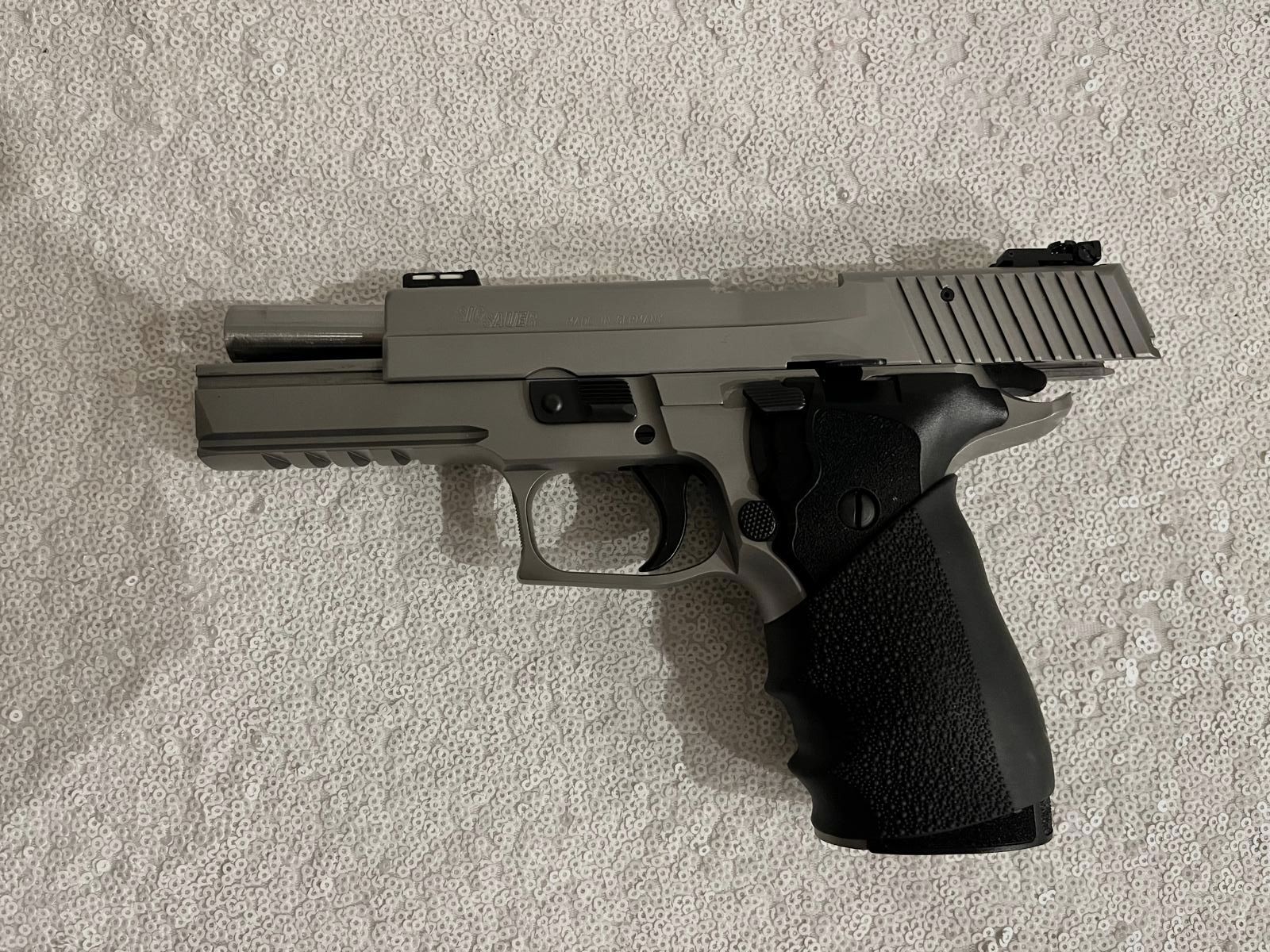 SIG Sauer P226 LDC II – 9 mm – Made in Germany – incl. .22 l.r. conversion system