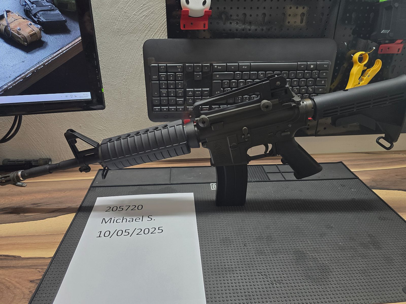 King Arms M4 GBB + 3 Magazine