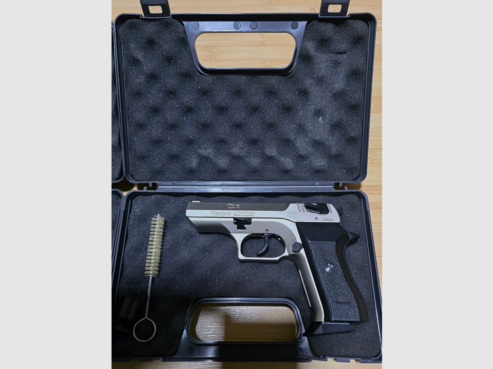 Record COP Nickel und Schwarz Schreckschuss 9mm PAK