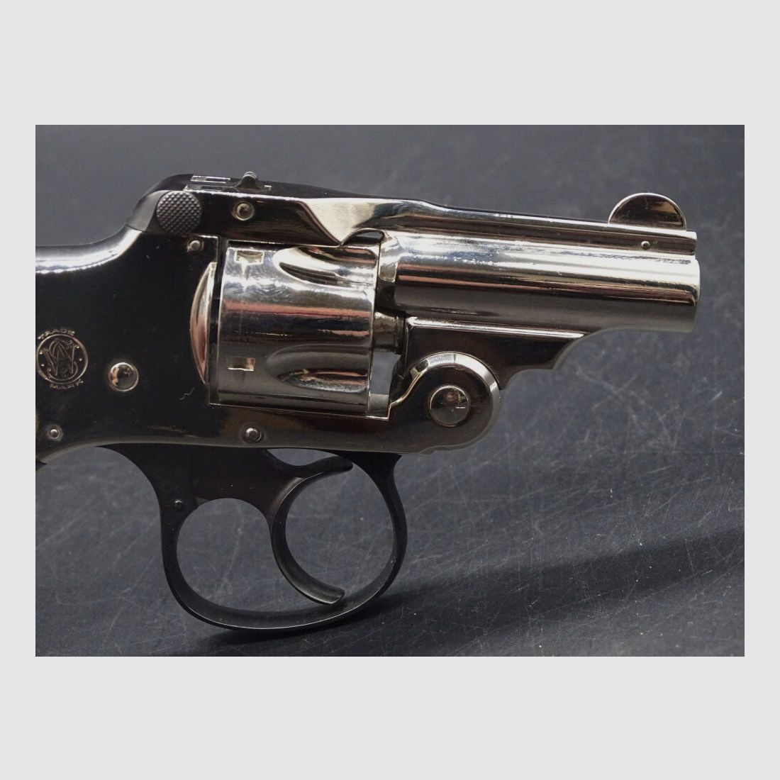 Smith & Wesson 1902 Hammerless Niquelado Calibre .32S&W 1902 Hammerless