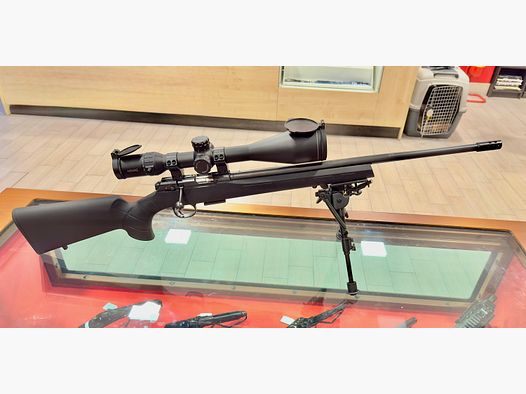 CZ 457 Synthetic - 22 magnum | Hawke 5-30/56