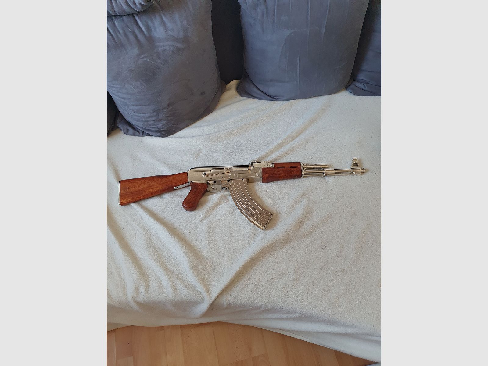 AK 47 DEKO Gewehr TOP Zustand 