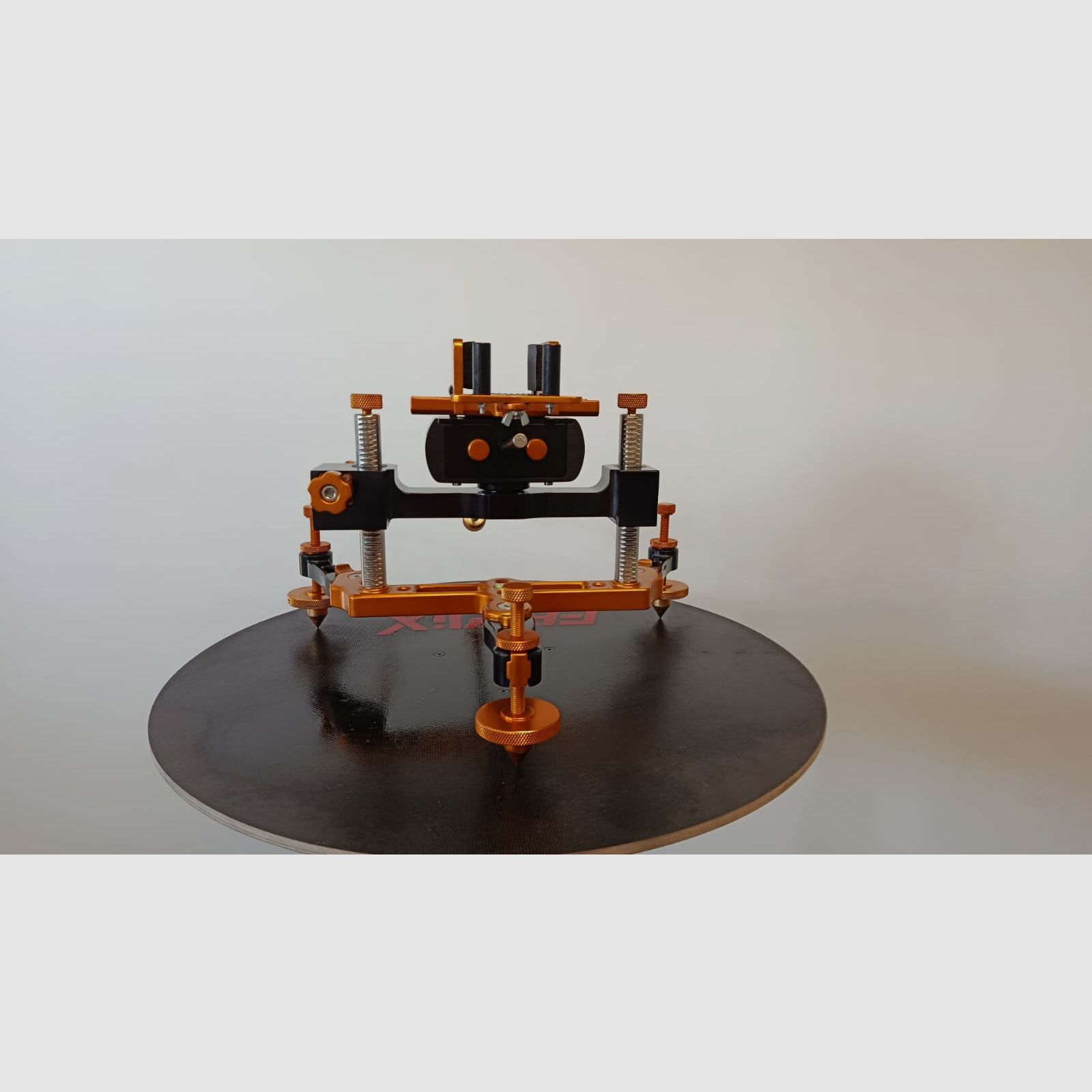 REST TRIPOD die neuesten Modelle FAMIX KJ 3 / FAMIX KJ 4 STAND FÜR GEWEHRE STATIV