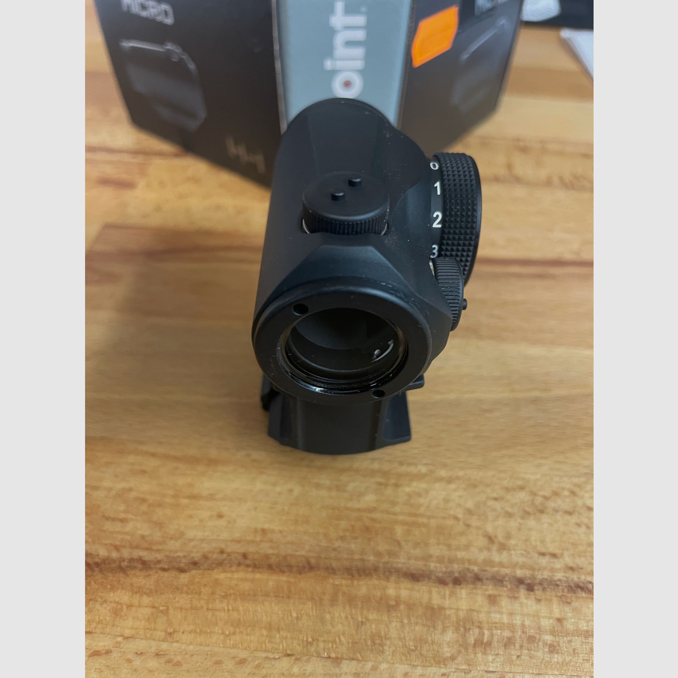 Aimpoint H1 Micro 2 MOA