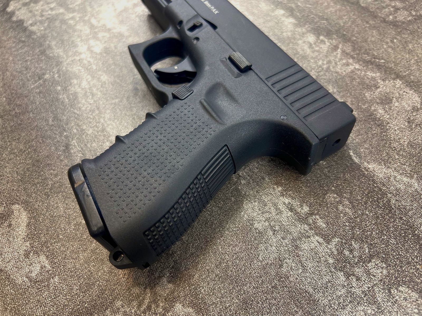 RETAY G19C Top Fire 9mm P.A.K. Schreckschusspistole Glock 19C Nachbau