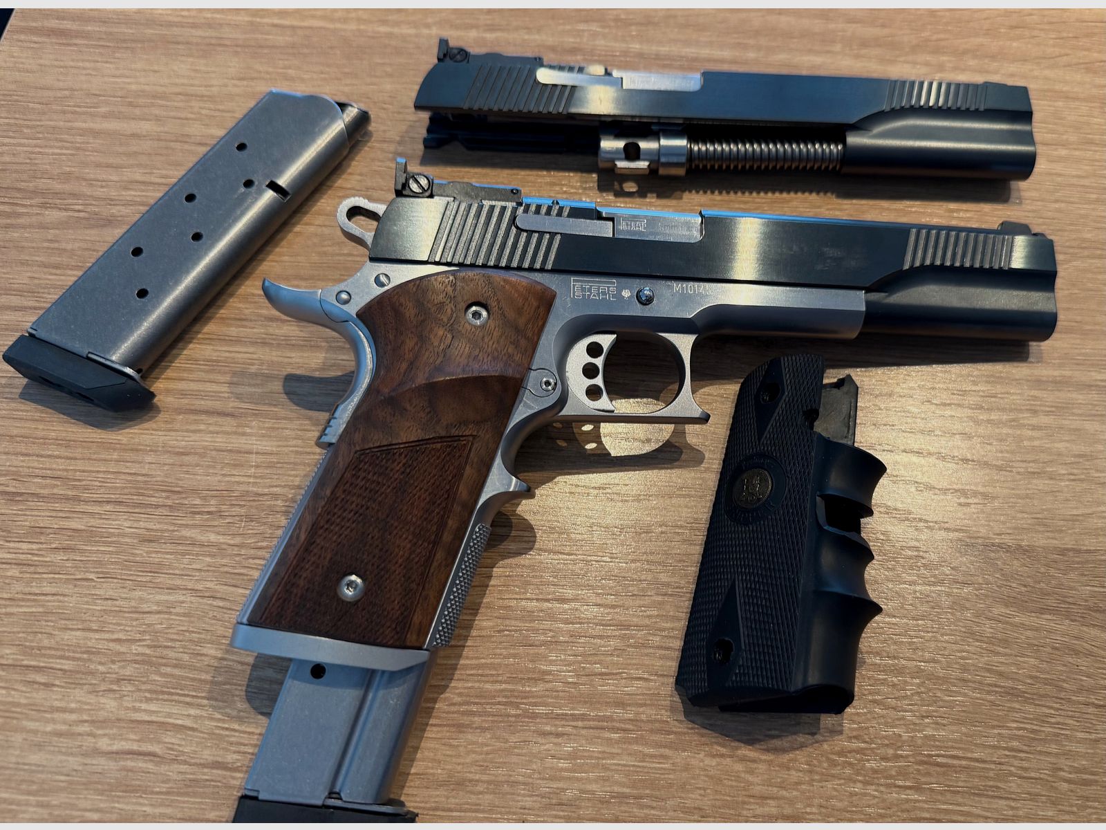 Peters Stahl Multicaliber 6“ en calibre .45ACP & échange 9mm Para