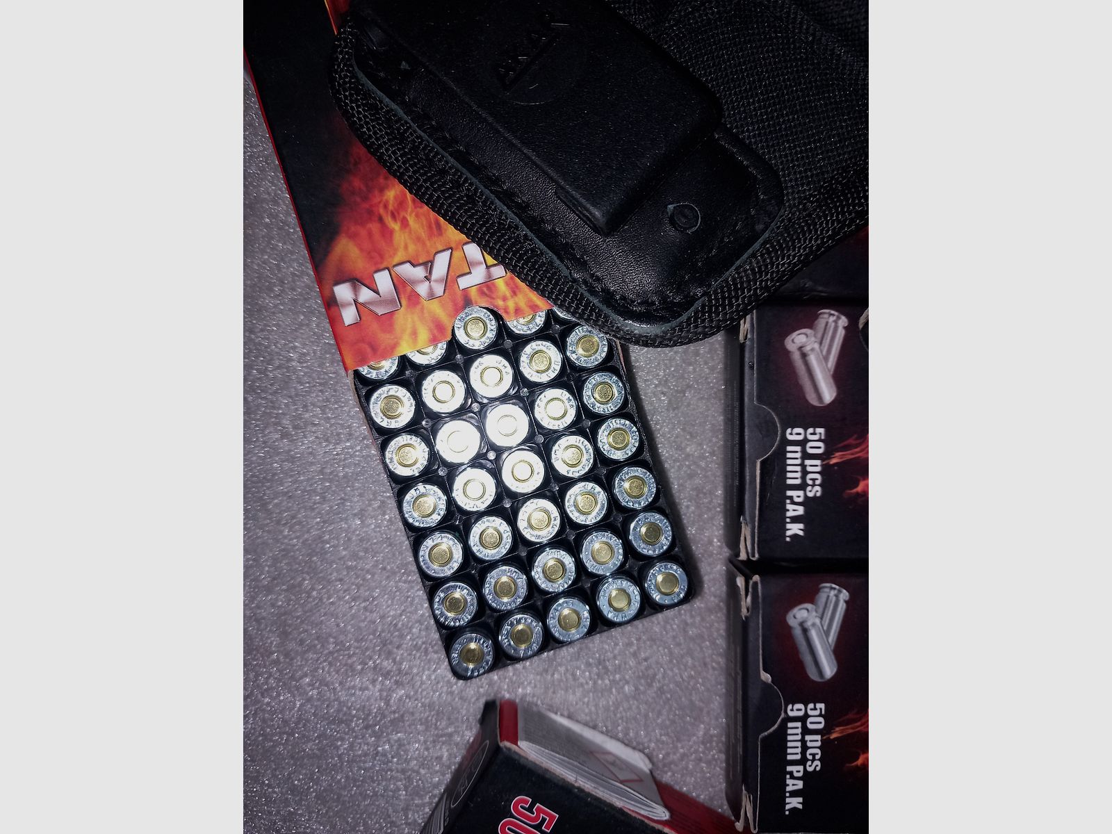 9mm pak munition und holster 