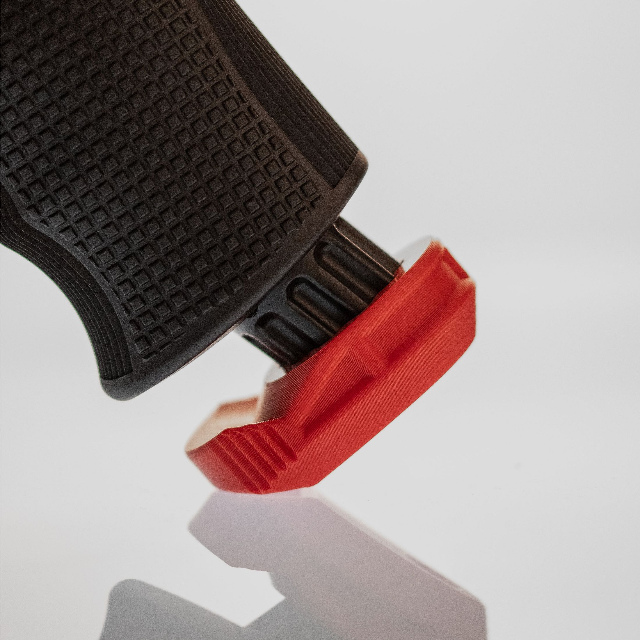 CLEARANCE | PUNCH BUTTON | Universal | HDR68 GEN.1 | RED | Cal.68