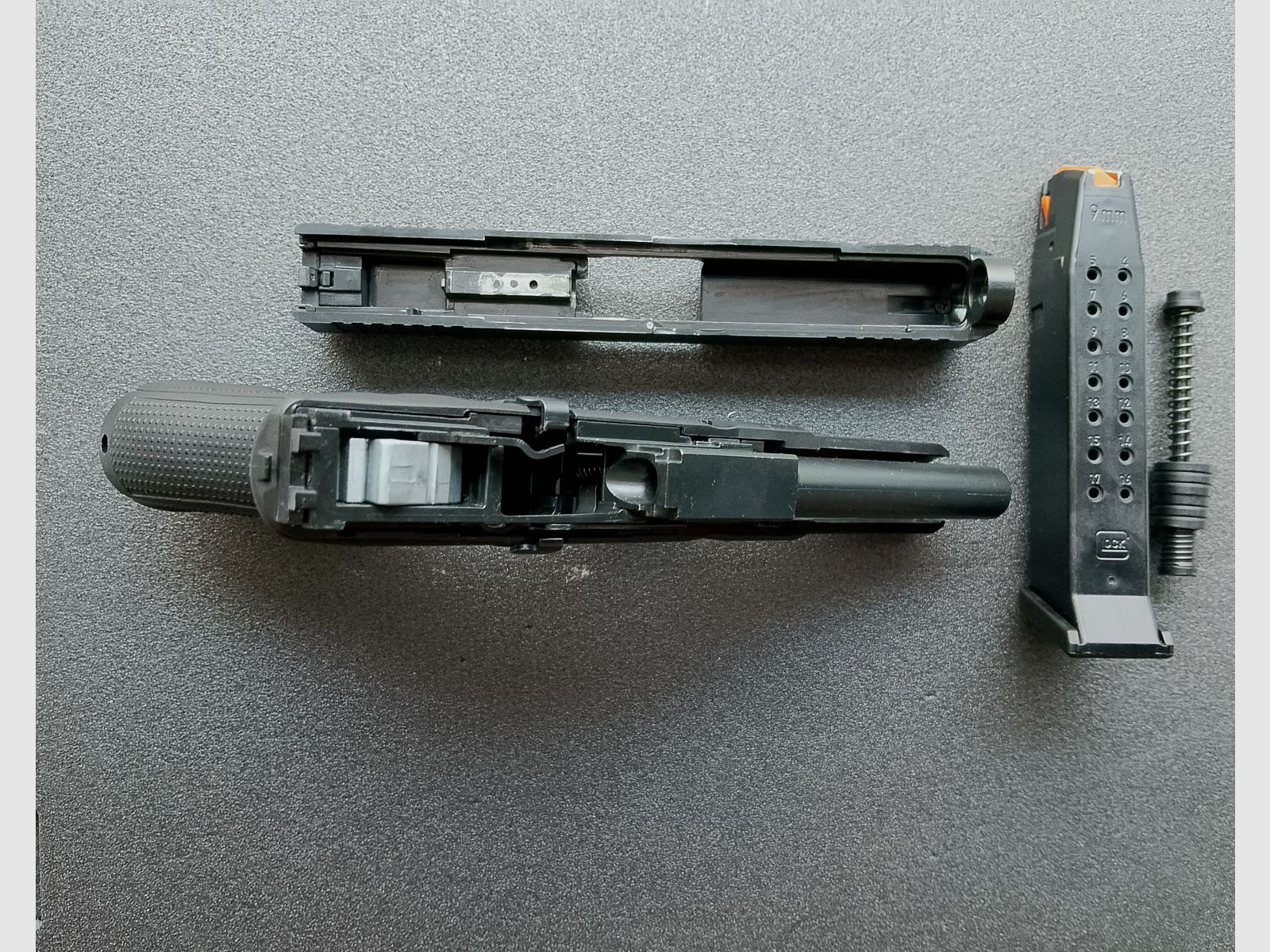VK Umarex Glock 17 9mm P.A.K. Black