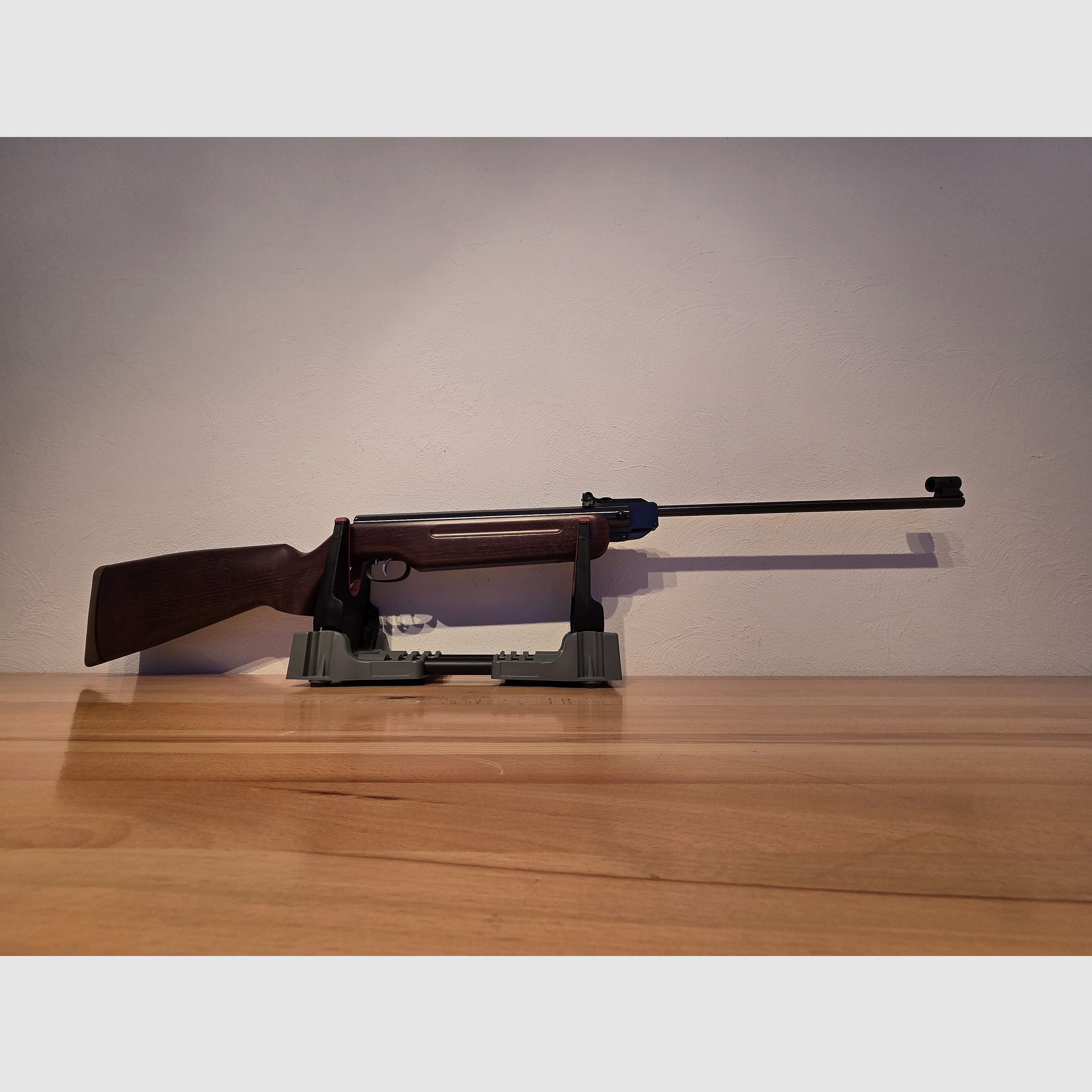 Luftgewehr Weihrauch HW 35 mit offener Visierung im Kaliber 4,5 mm