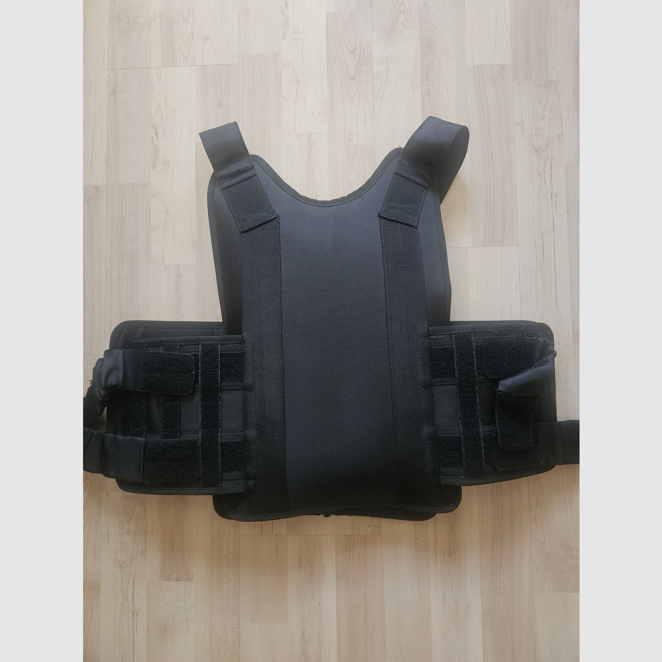 Certyfikowana kamizelka ochronna PRODEF® Mod. III, ochrona przed kłuciami, kopnięciami i cięciami