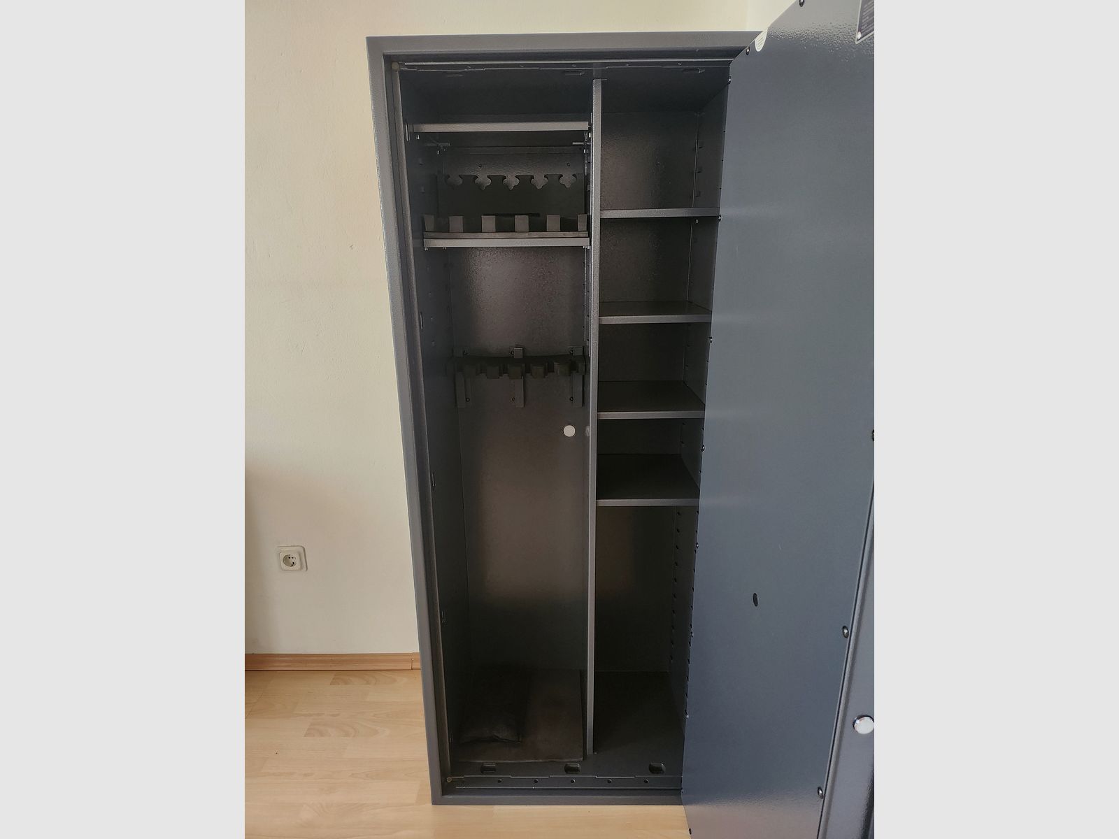 Sejf na broń Gun Safe 0/1-6 Kombi EN 1143-1 z zamkiem szyfrowym