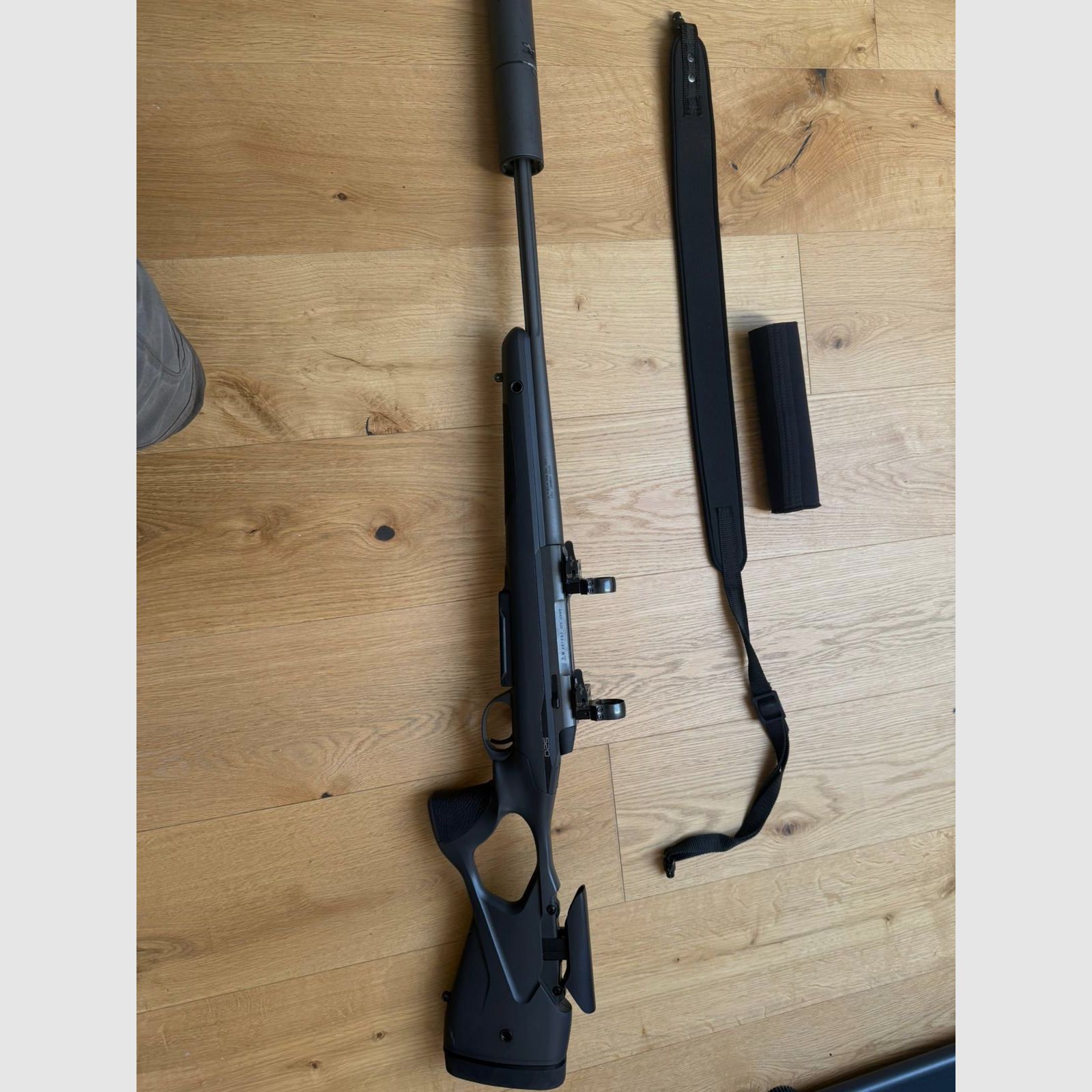 Sako S20 mit Schalldämpfer und Montage 30mm