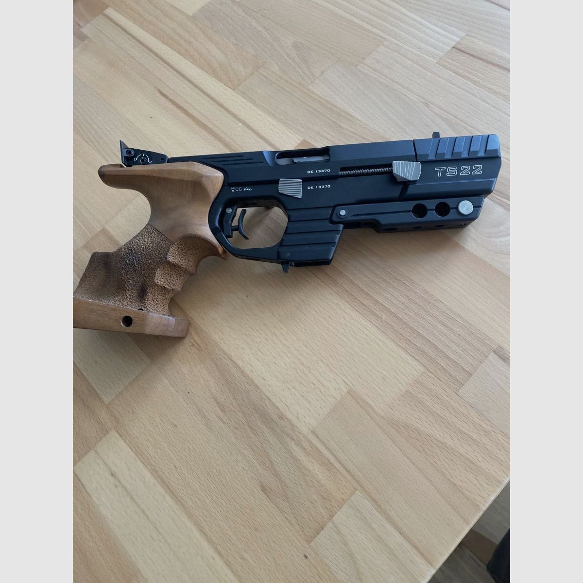 Sportpistool TESRO TS22-4 Pro Kal. .22lr