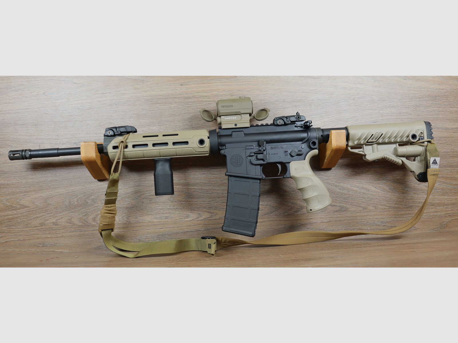 AR15 M400, immagine 2 di 2