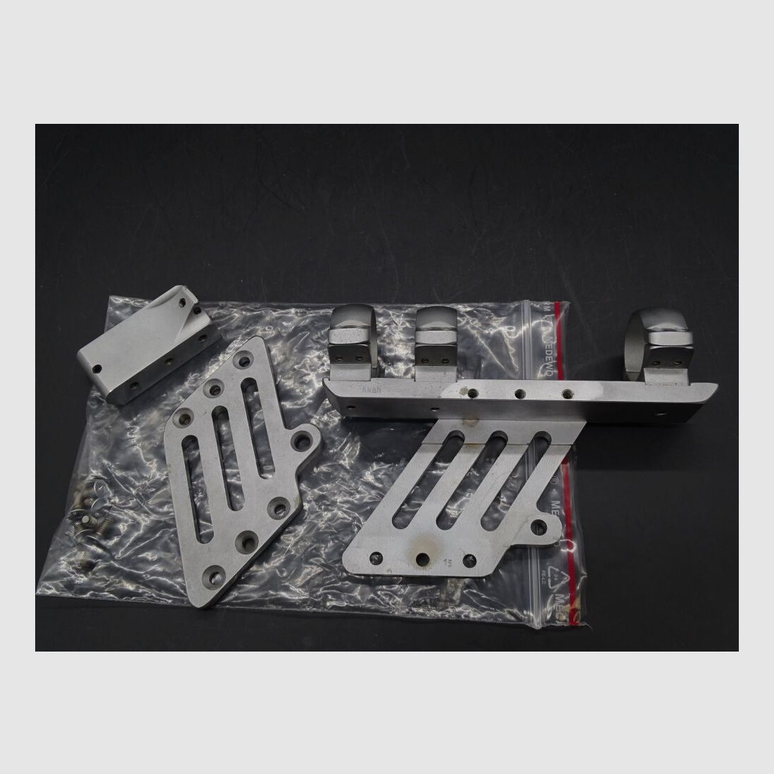 Montaż SIG Sauer P226 od AKAH