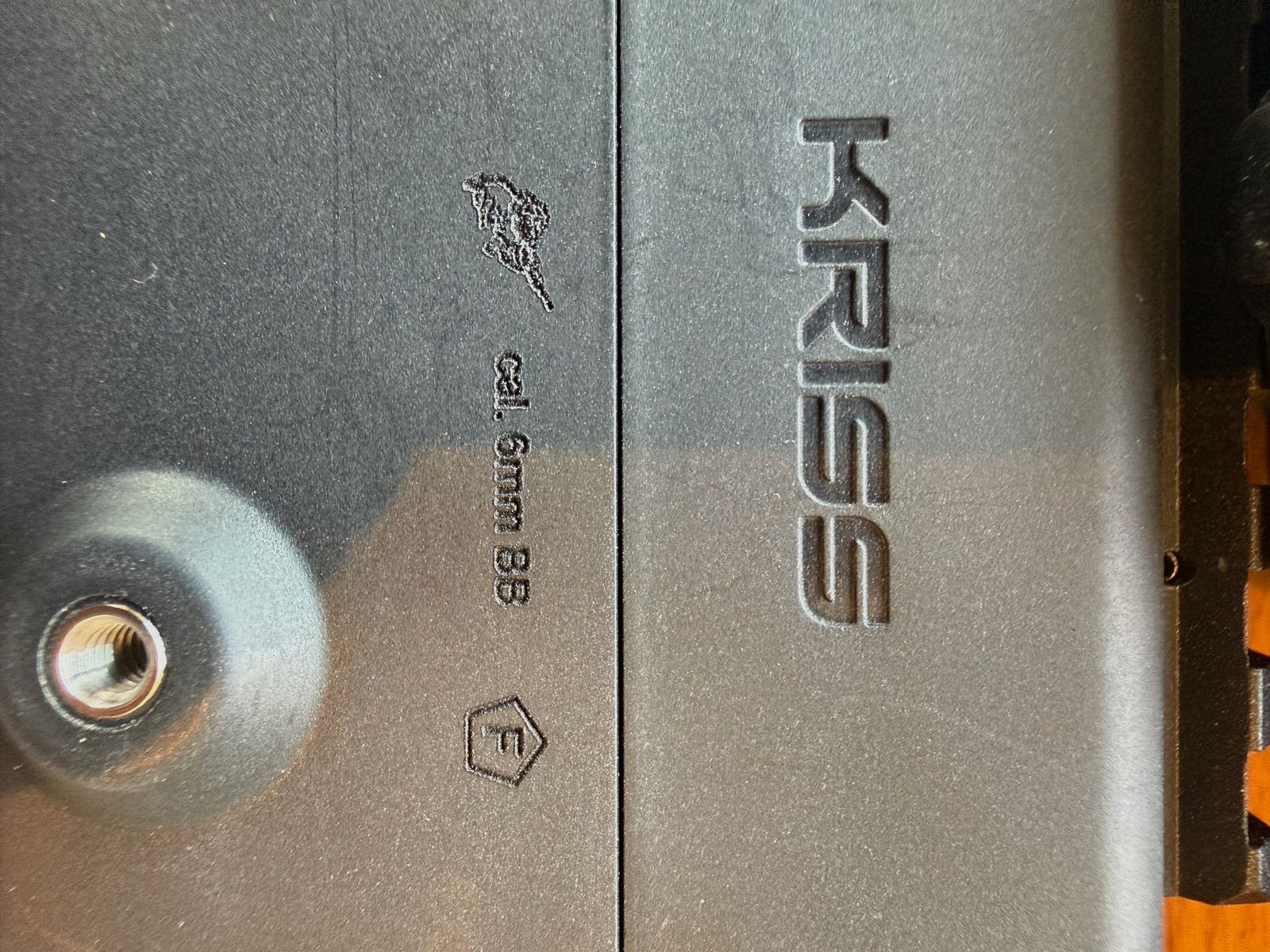 Krytac Kriss Vector Airsoft S-AEG (schwarz) + Ausrüstung