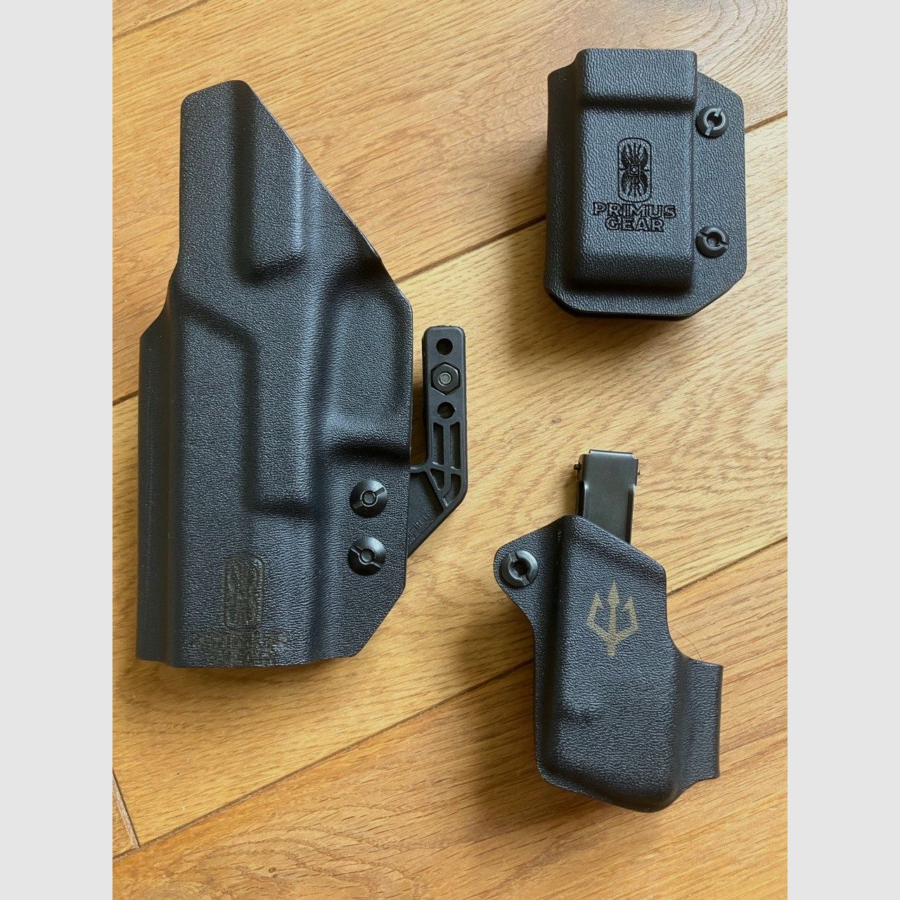Glock 45 MOS FS mit Performance Trigger + HOGUE Griff + Steiner MPS Optik + viel Zubehör - ca. 8 Monate alt !!!