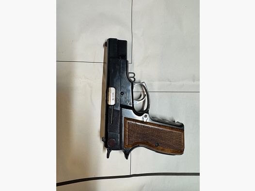 pistola semiautomatica Luger M90DA cal. 9mmLuger
