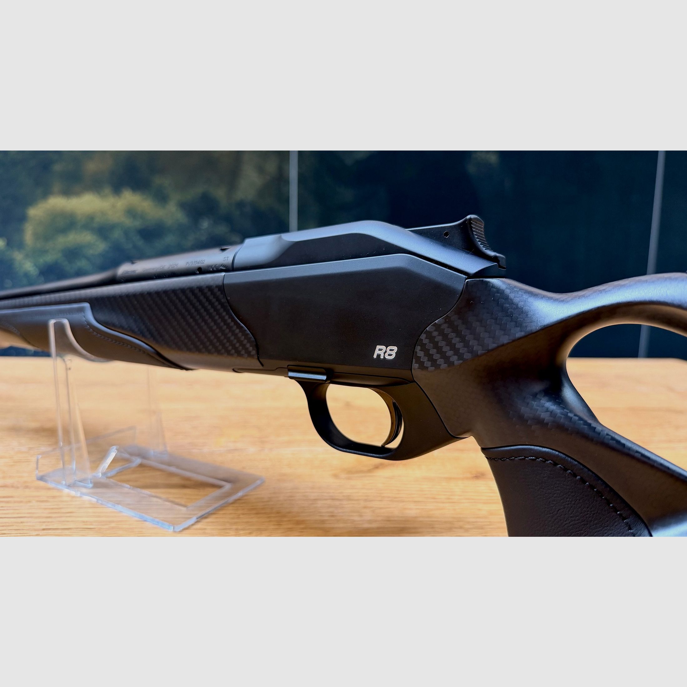 Blaser R8 Ultimate Carbon Leder Komplettwaffe / Kaliber wählbar / Logo silber / Standard Ausführung