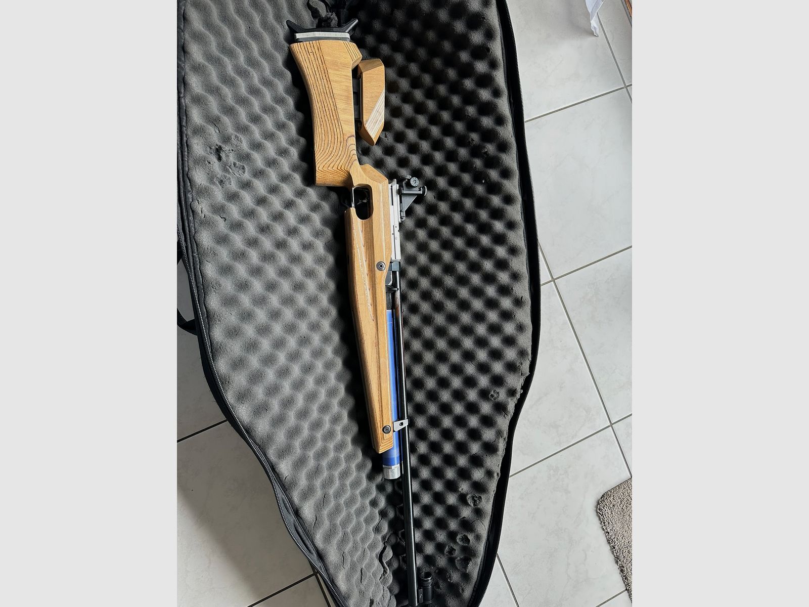 Feinwerkbau P70 left match rifle PCP air rifle wooden stock