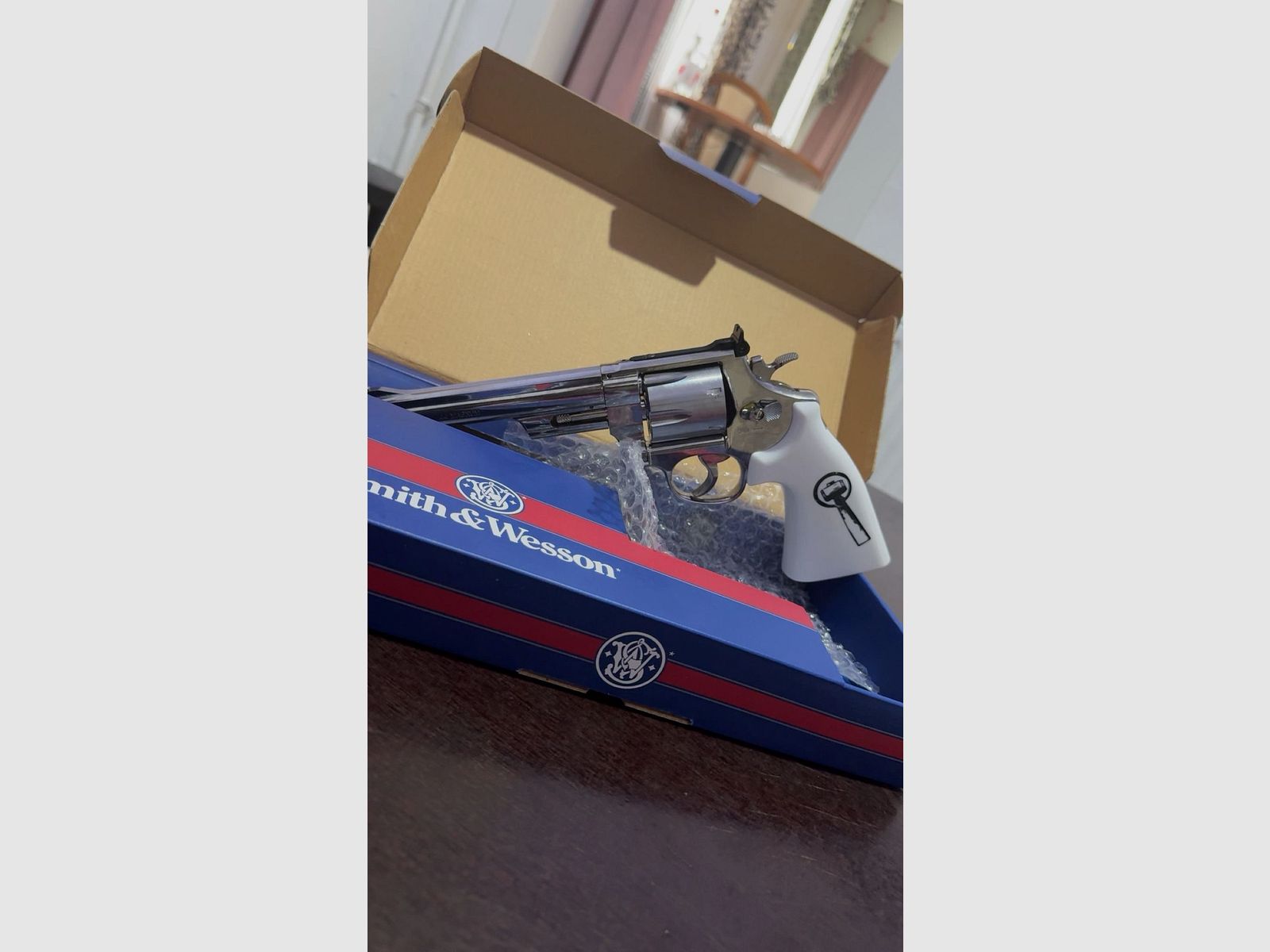 Smith & Wesson 629 Vertrouw me 6" NKL-WHT CO2 Revolver 4,5mm