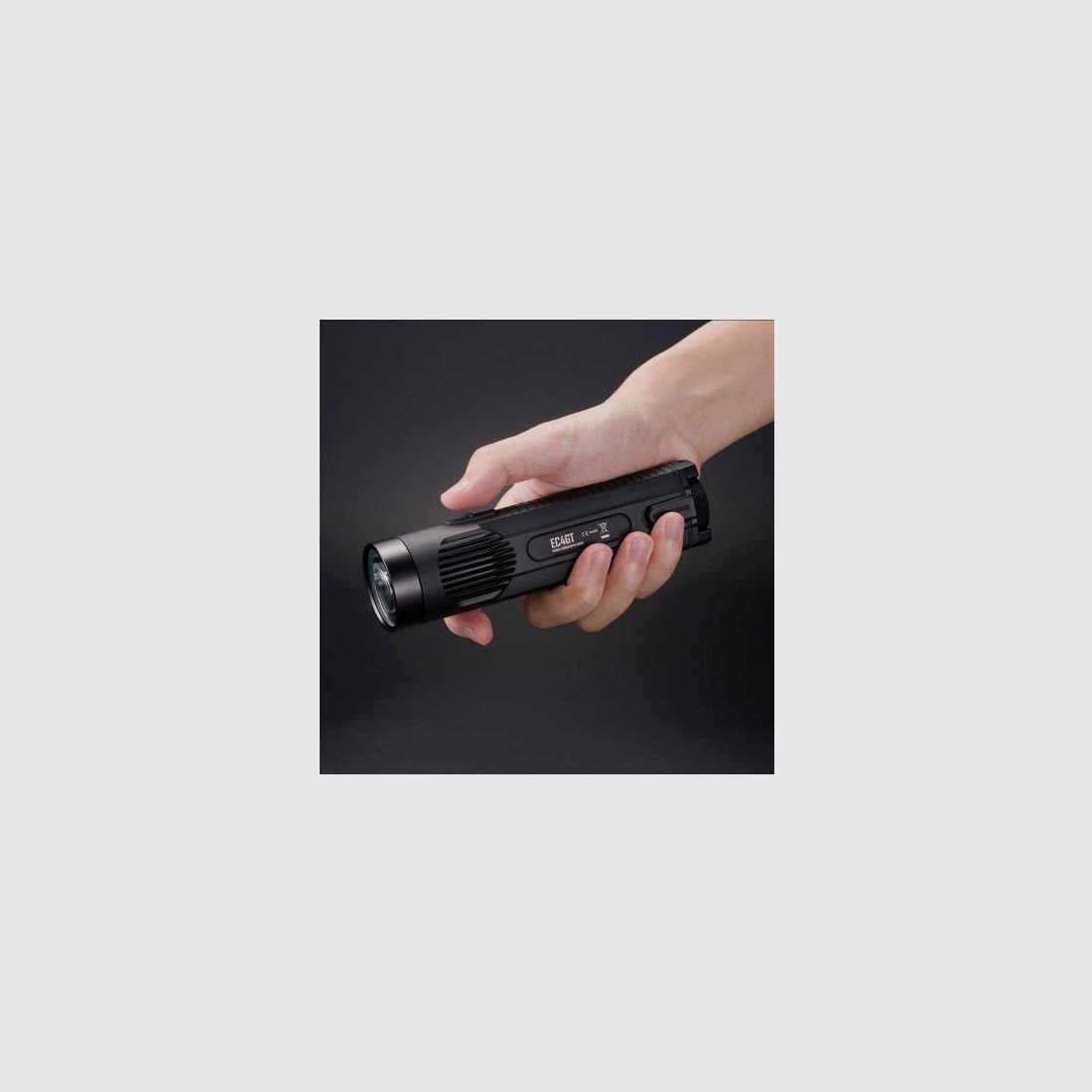 Latarka Nitecore EC4GT 1000 lumenów, zdjęcie 3 z 27