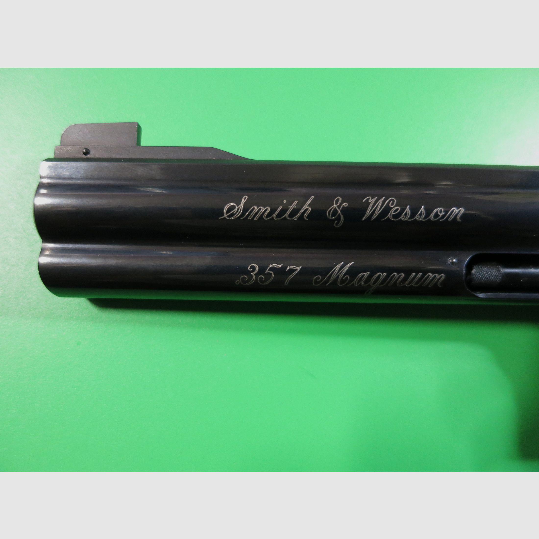 Revolver SMITH & WESSON Model 586-4, Target Champion 6", Cal. 38/357 Mag, Royal Blue #97