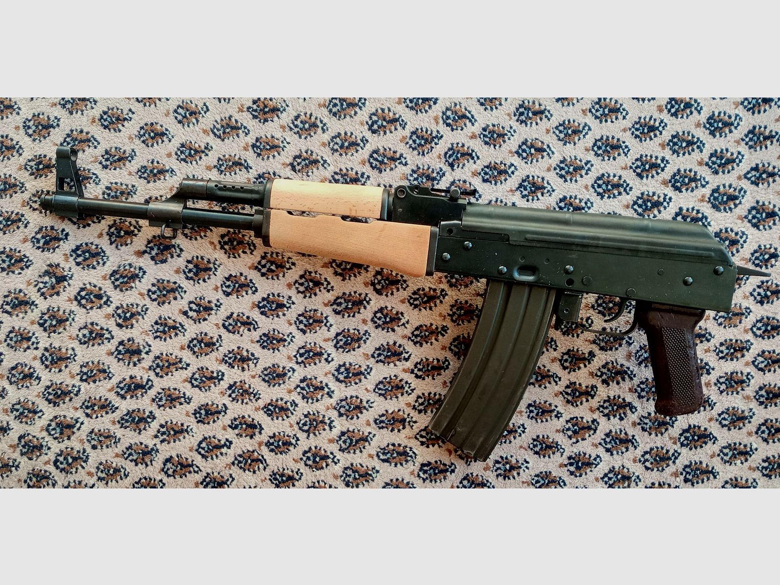 Original AK47 (not AKM!) lower wooden handguard made of beech / Fitted for GSG Cybergun Co2 AK47 (China-Yunker)