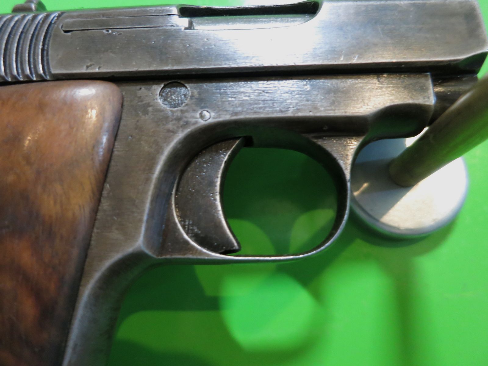 Halbautomatische  Astra Modell 200 (?), Lady-Gun im Westentaschenformat,  7,65mm Browning       #71-