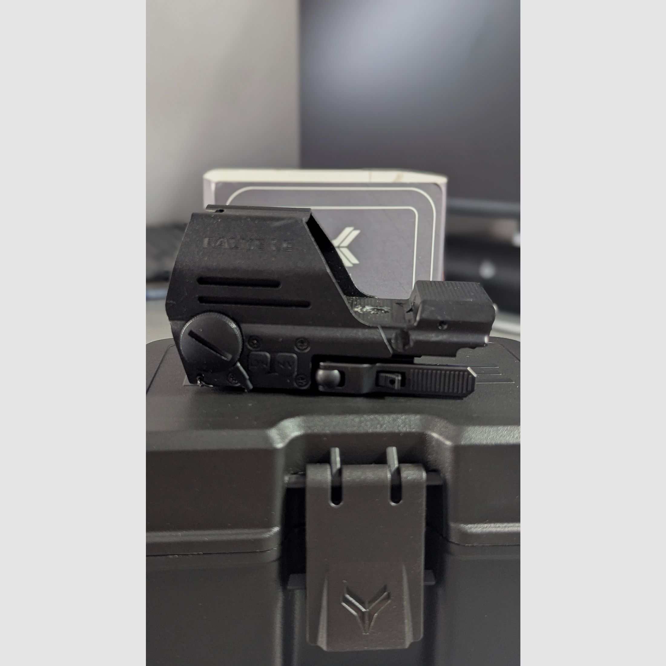 Visée point rouge Falke LE