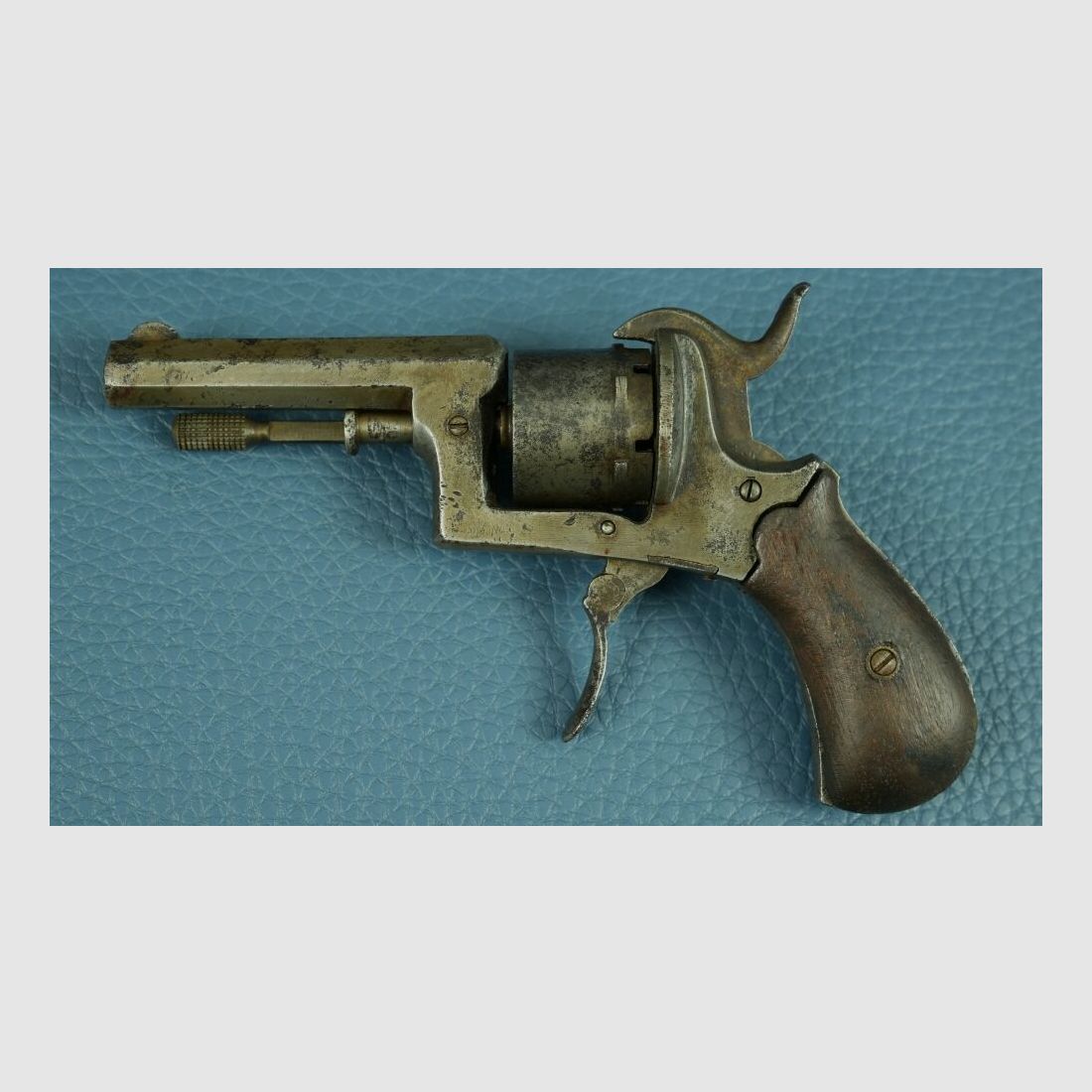 Stiftfeuer Revolver 7mmLefaucheux