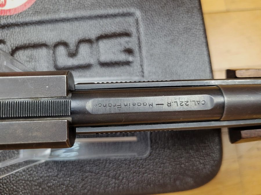 Sehr guter Unique Modell DES 69 – Kaliber 22LR – mit seinem Gegengewicht – Zwei Magazine und seinem Transportkoffer – Große Präzision – Unverwüstlich – Top Made in France! TBE, Bild 19 von 22