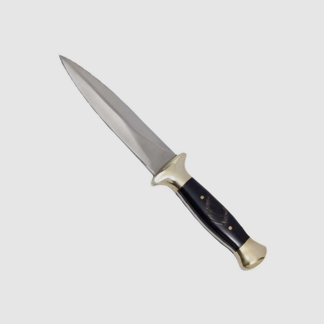 Stiletto de caza con empuñadura negra