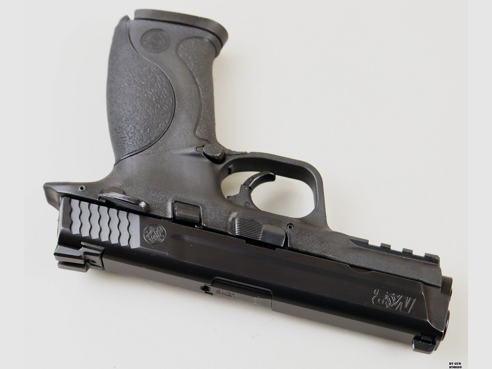 Smith & Wesson pistol mod. M&P 9 cal. 9x21mm IMI matr. HMF0446, image 5 of 10