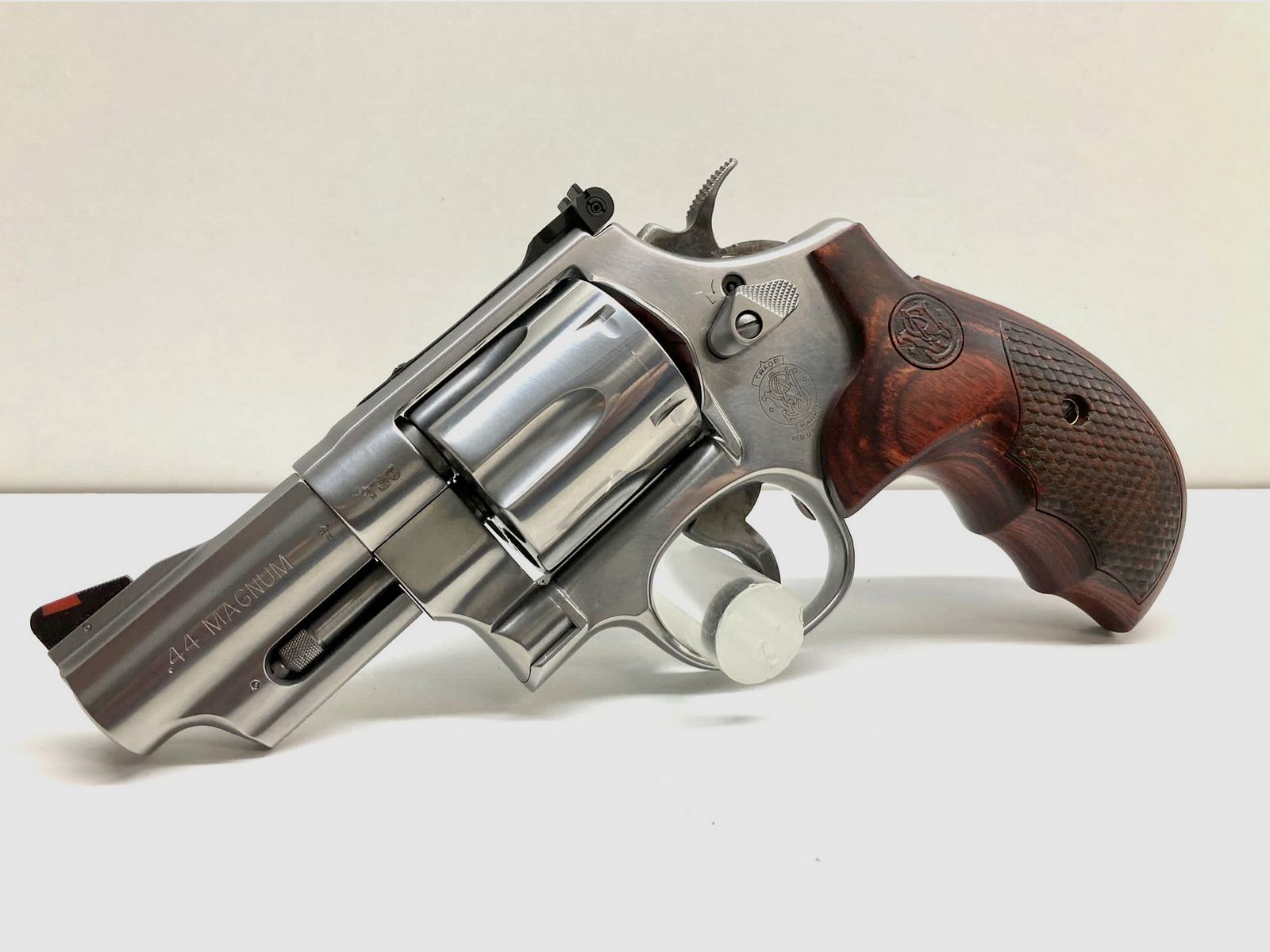 Smith & Wesson S & W Revolver Mod. 629 DELUXE 3″ RR