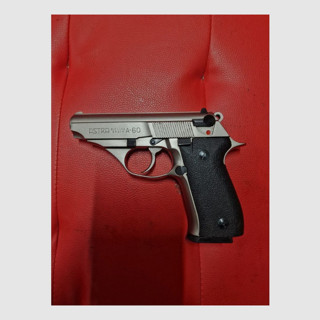 ASTRA A60 cal. 380 ACP (usato), immagine 1 di 2