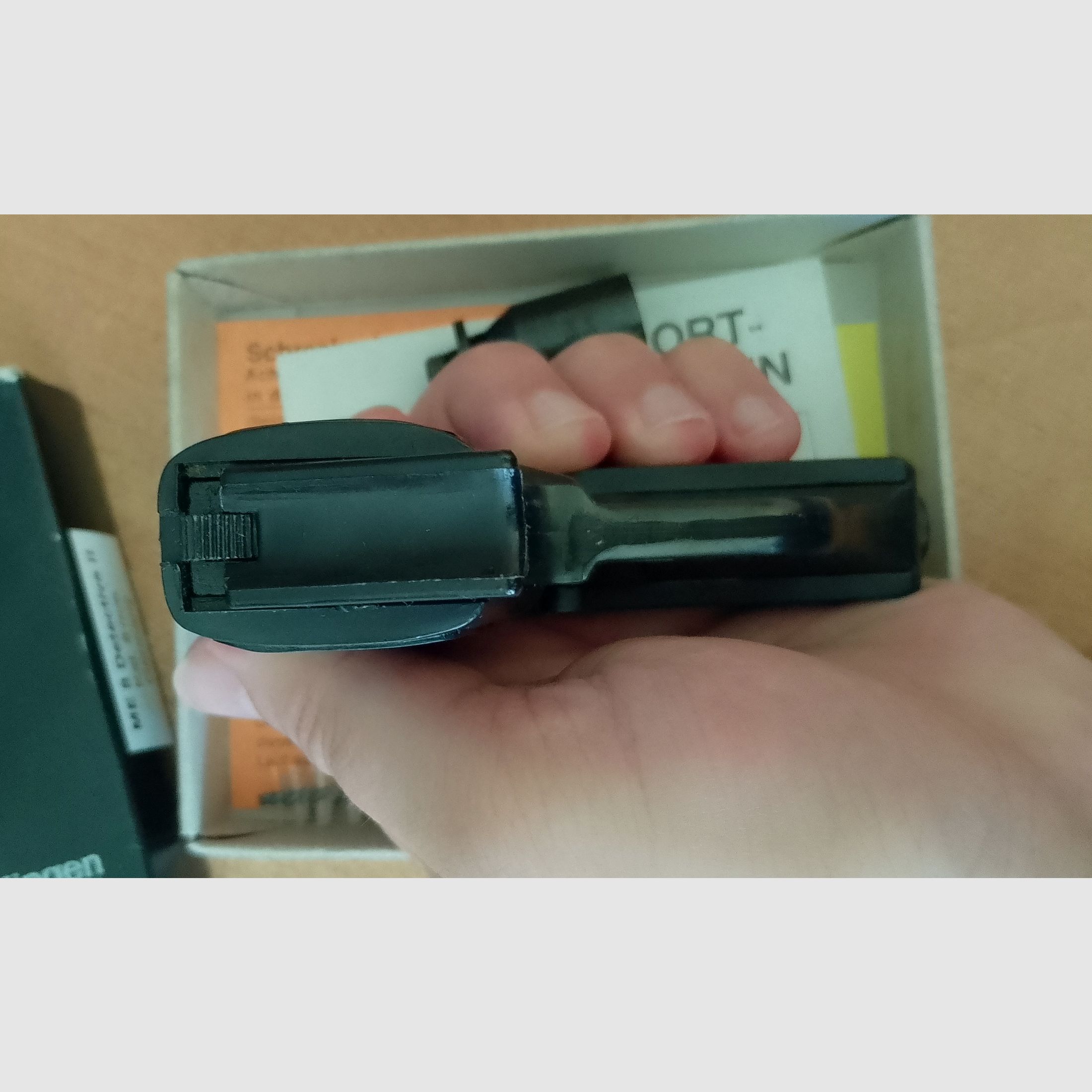Seltene ME 8 Detective 8mm Knall im PTB 100/2 mit Verpackung!