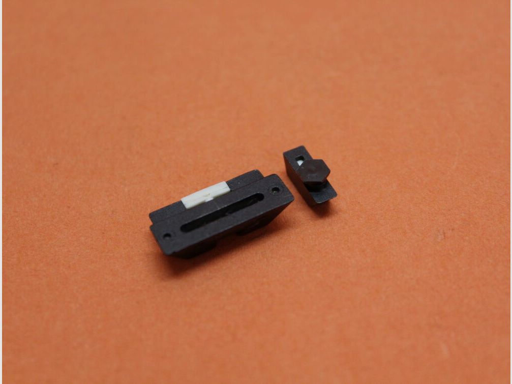 Glock Glock (-Gen4): Steel sights fixed contrast rear sight/front sight (6.1mm)