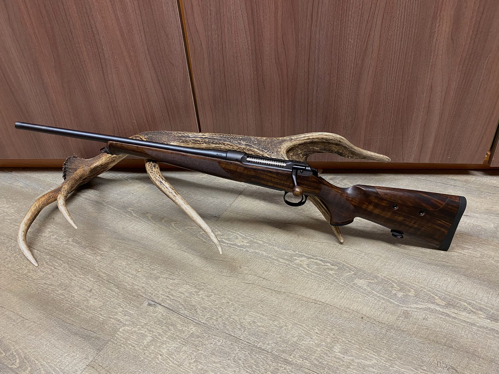 Sauer 101 Artemis, izquierda