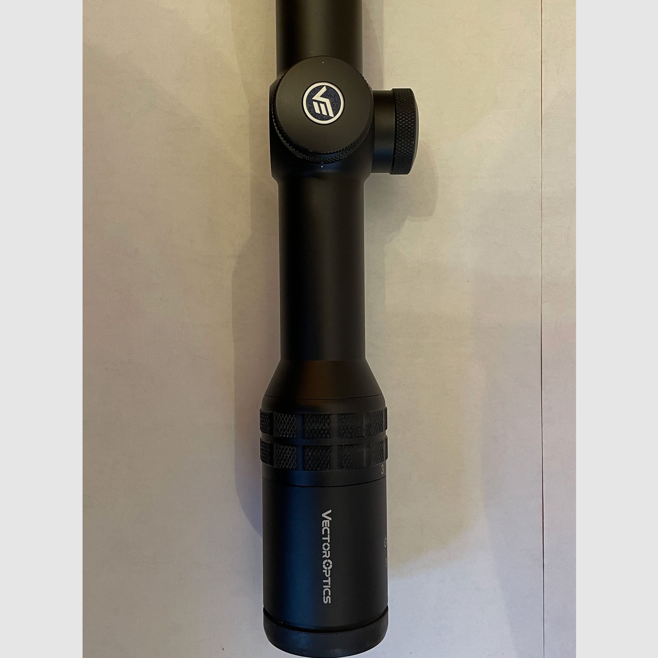 Vector Optics Grizzly 3–12x56 Zielfernrohr – Leuchtabsehen