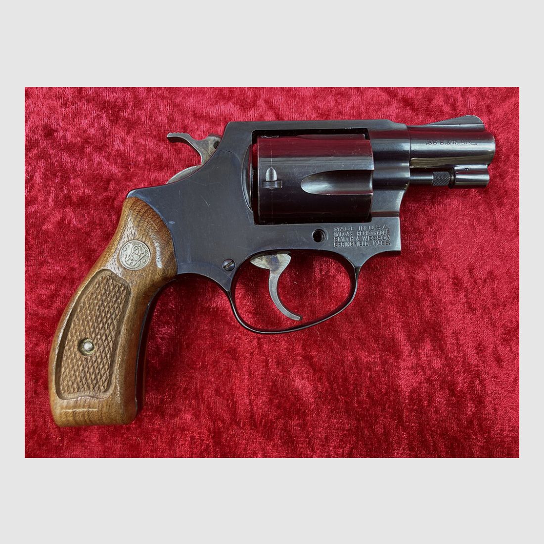 Smith & Wesson 36
