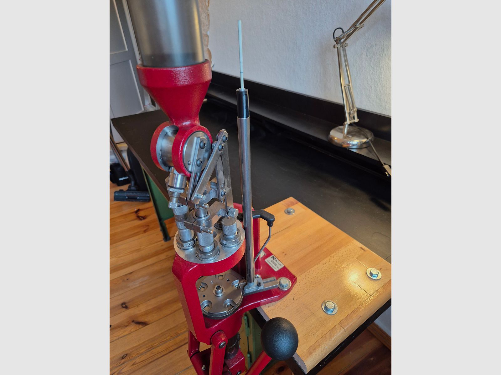 Hornady 5-Station Wiederladepresse Komplettset + massiver Tisch & Zubehör