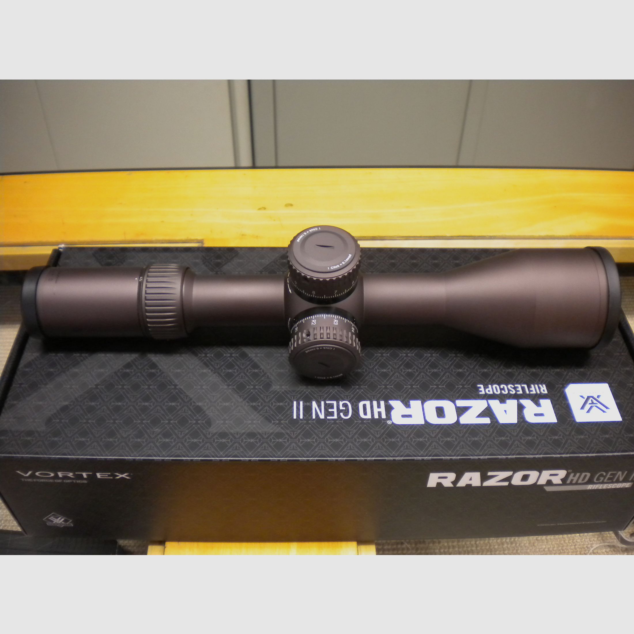 Ottica sportiva VORTEX RAZOR HD GEN II 4,5-27×56, immagine 2 di 4