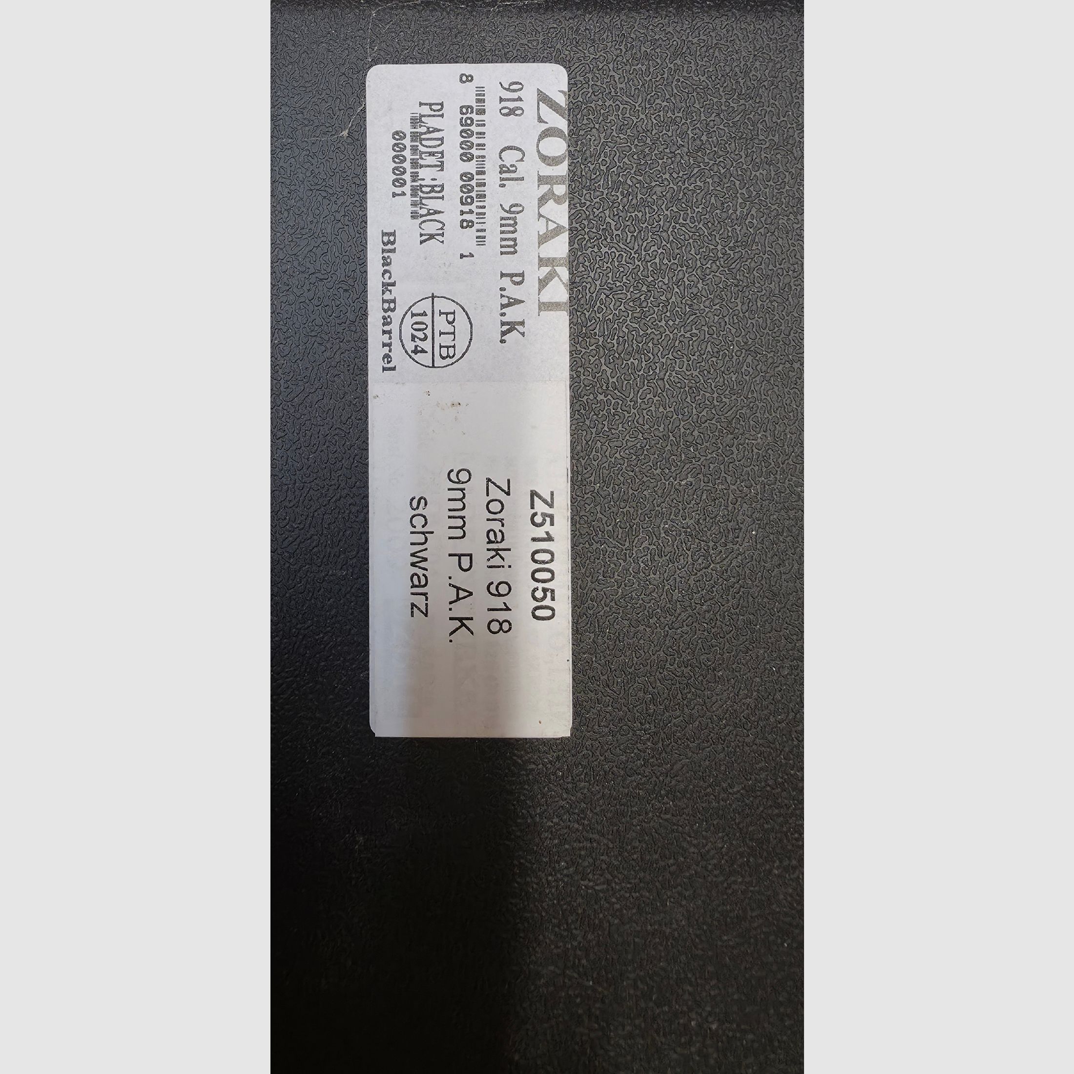 Zoraki 918 mit 3 Magazinen (25er) und Umarex Abschussbecher